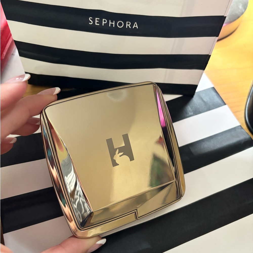 Hourglass Gold Compact with Mirror